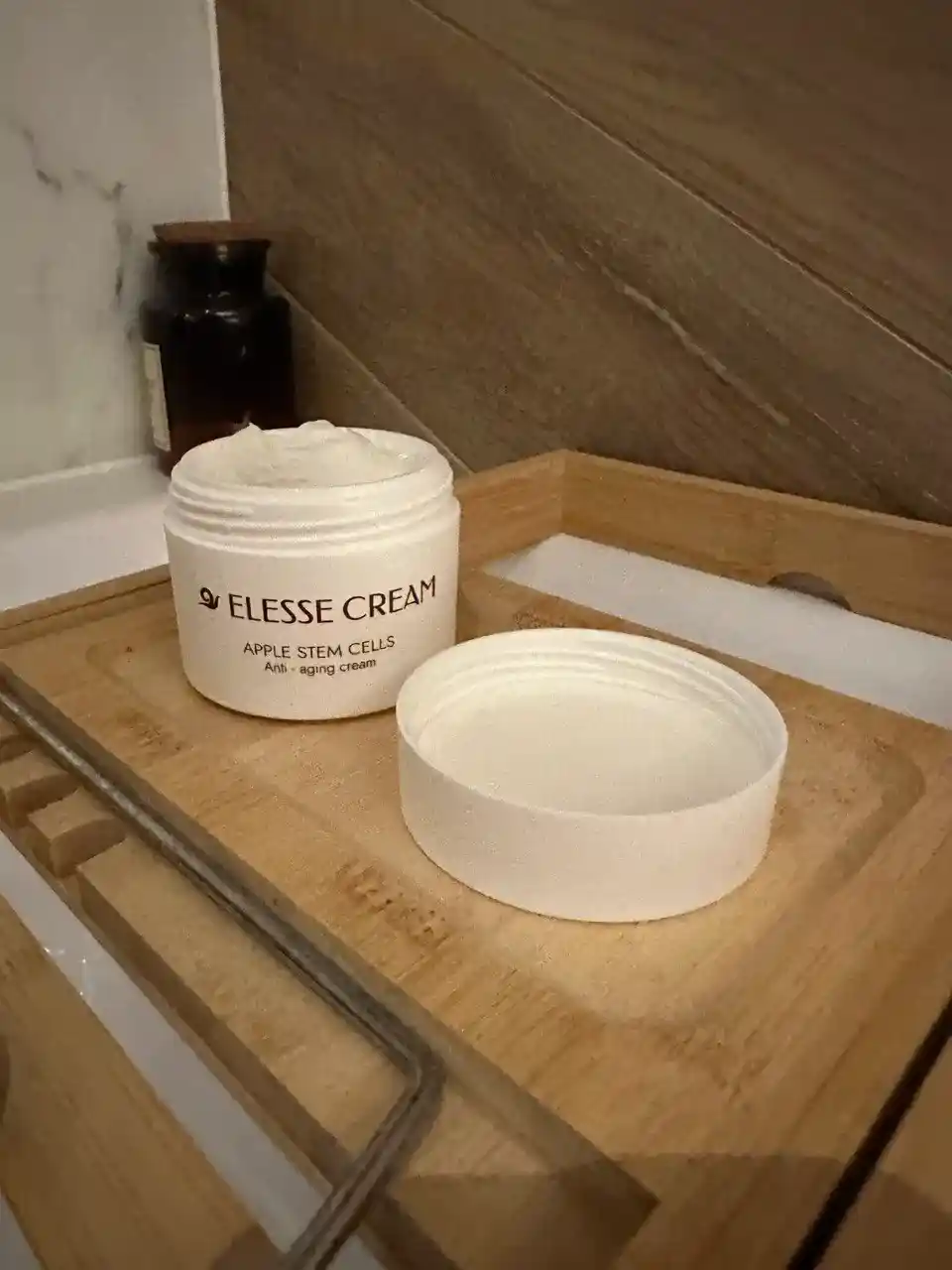 elesse cream mod aplicare crema anti-rid romania
